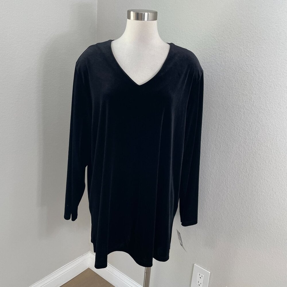 NEW Impressions Lifestyle Womens Plus 2X Black Velvet Long Sleeve V Neck Top